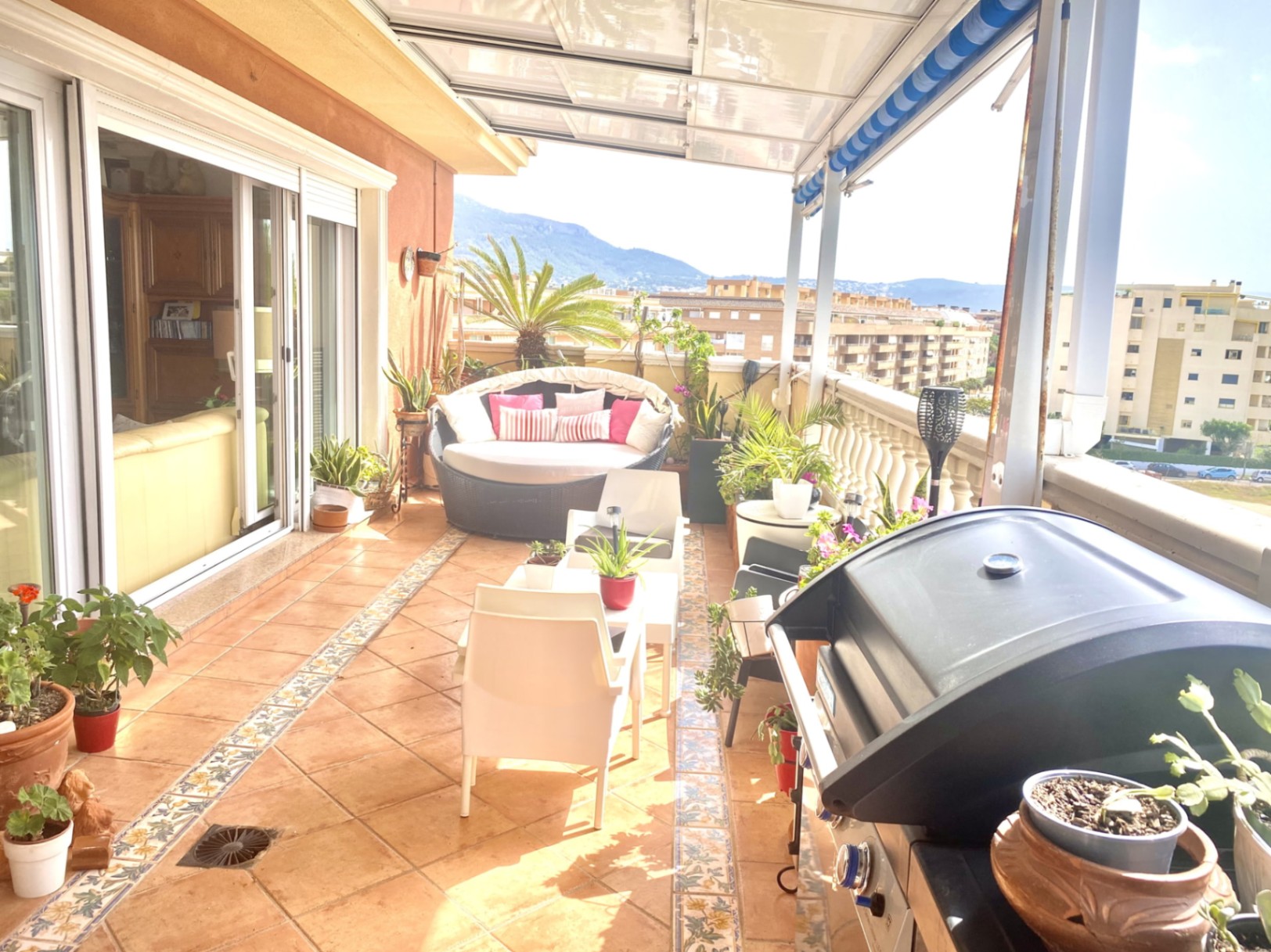 Luxury Penthouse, 1st line with sea views in the Port of  Denia